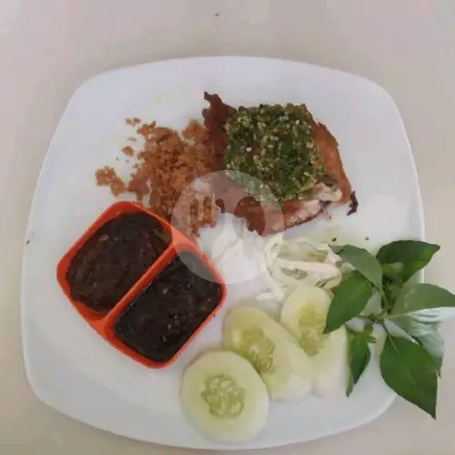 3 Potong Ayam Penyet Paha